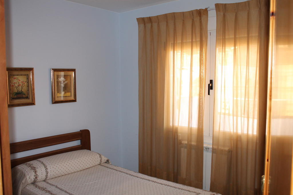 Vila Casa De La Virginia Valdealgorfa Pokoj fotografie